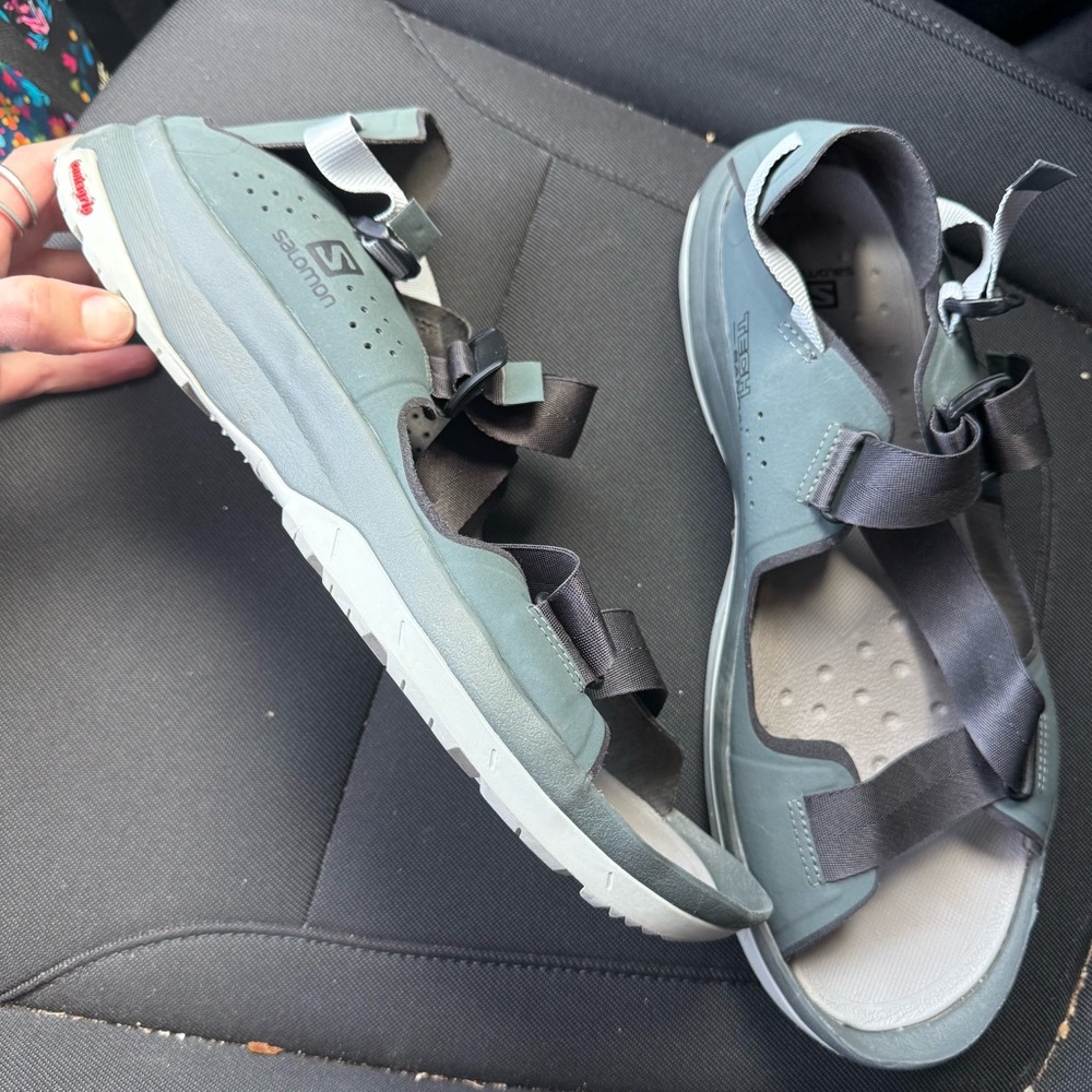 Salomon men’s Blue and Gray Sandals size 12 - Picture 3 of 5